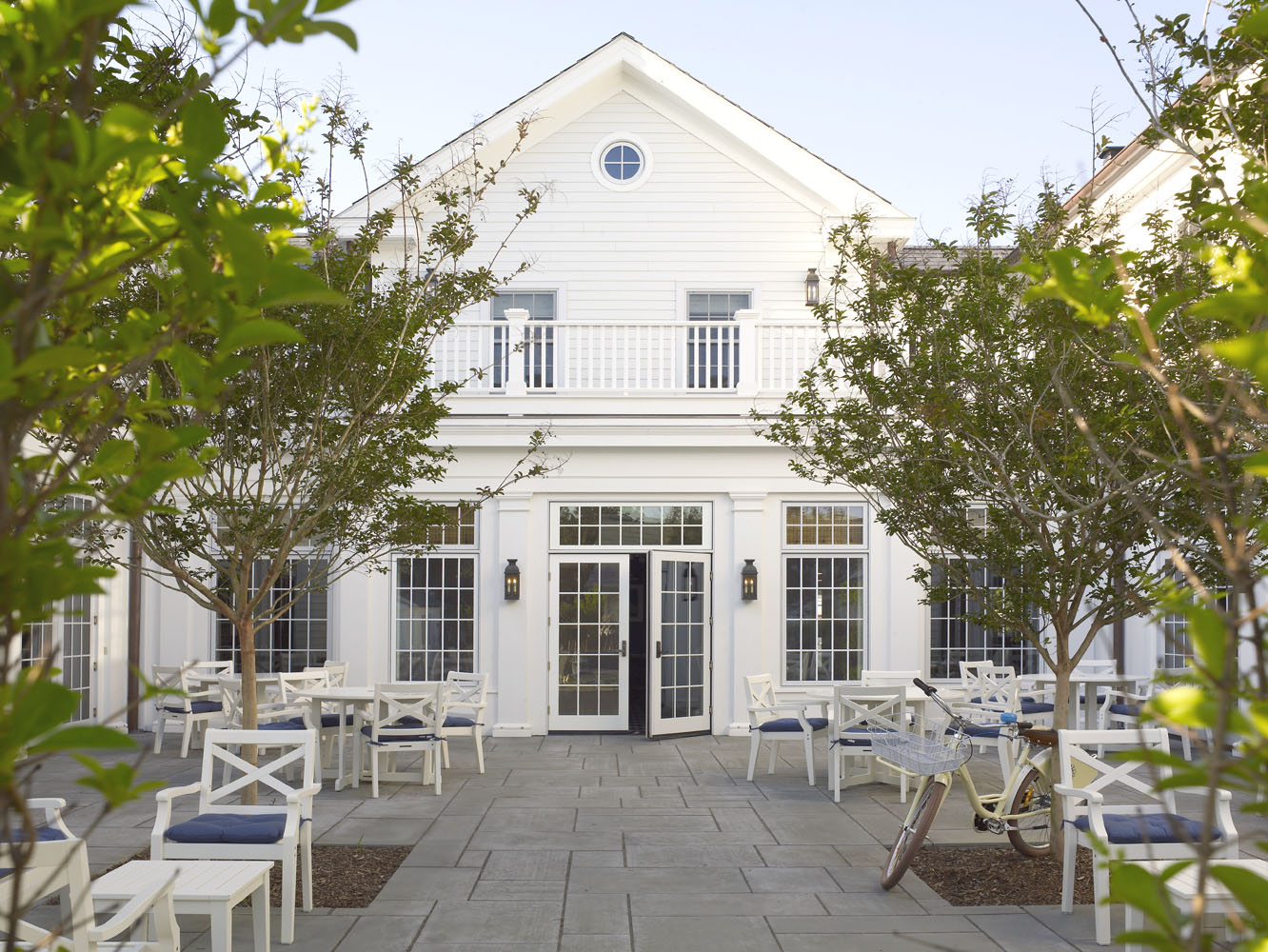 The Quogue Club at Hallock House - Austin Patterson Disston